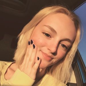 Meet your Posher, Katelyn